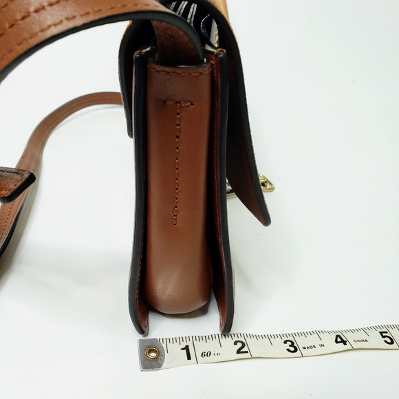 Chloé Faye Small Shoulder Bag - Picture 9 of 14